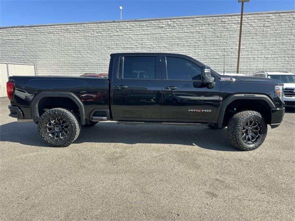 Used 2022 GMC Sierra 2500 HD AT4 Truck