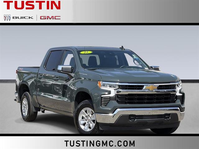 2025 Chevrolet Silverado 1500 LT 4X4 Crew Cab Short Box's photo