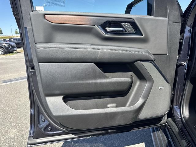 2026 GMC Yukon XL Denali - Photo 18