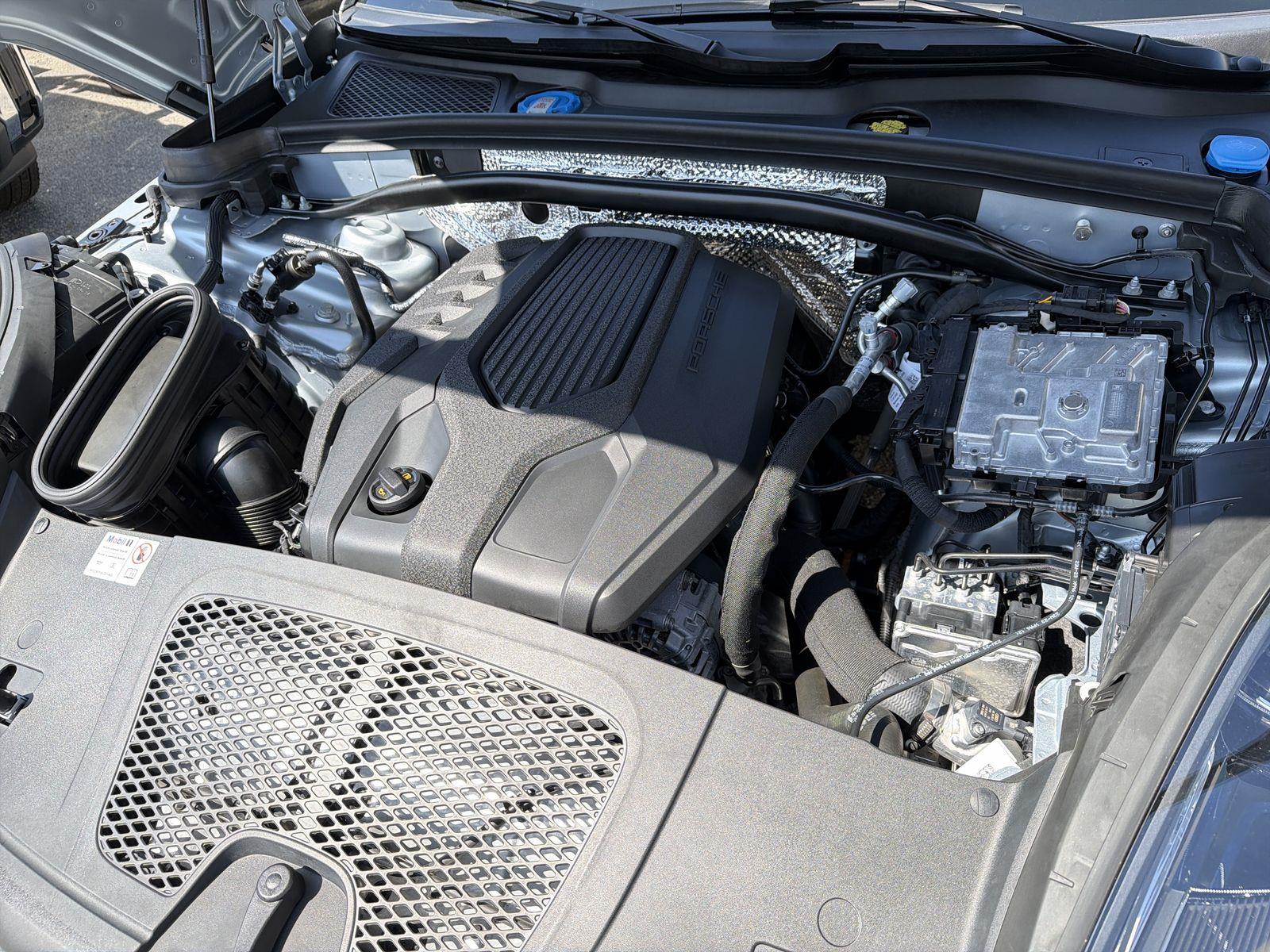 2024 Porsche Macan Base - Photo 30