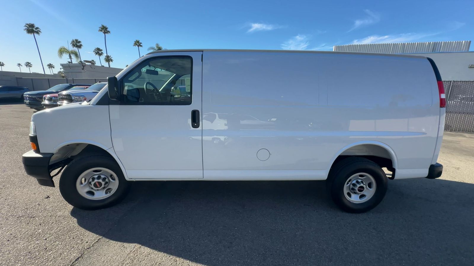 2026 GMC Savana Cargo Work Van - Photo 31
