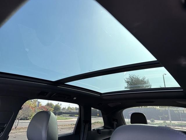 2023 Audi Q7 45 Premium photo 5