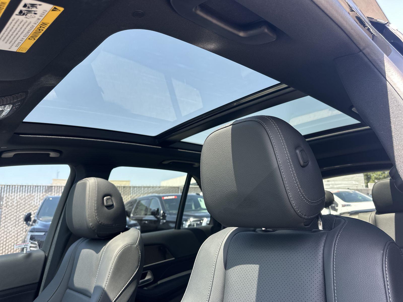 2025 Mercedes-Benz GLE GLE450E - Photo 18