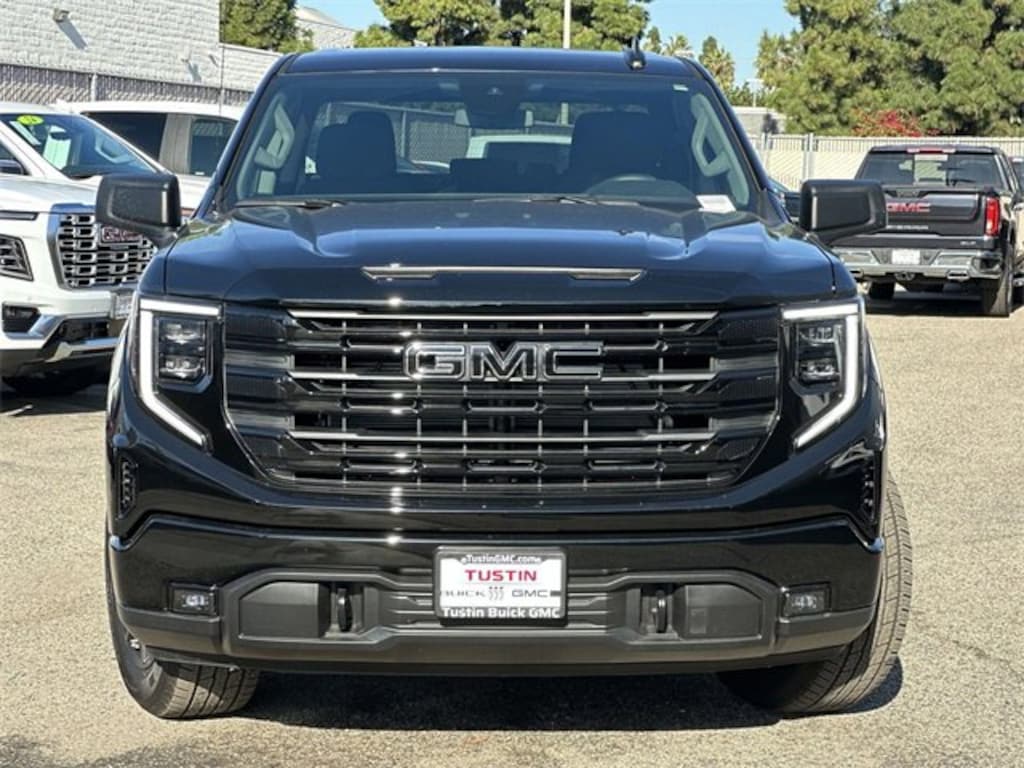 Used 2026 GMC Sierra 1500 Elevation w/3SB Truck