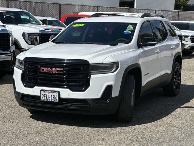 2023 GMC Acadia SLE photo 3