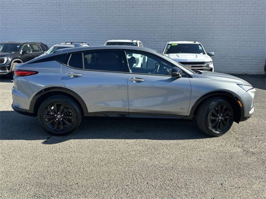 New 2026 Buick Envista Sport Touring SUV