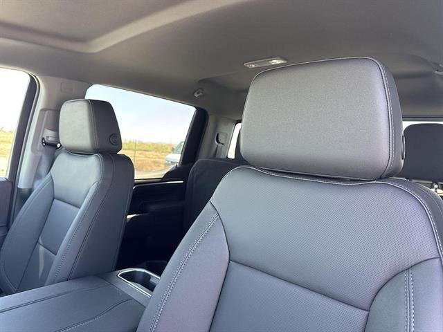 2026 GMC Sierra 1500 SLT - Photo 29