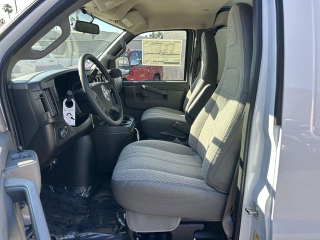 2026 GMC Savana Cargo Work Van - Photo 18