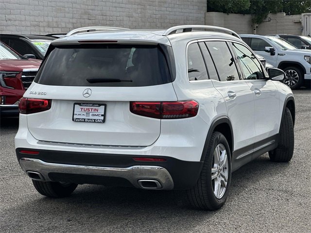 2023 Mercedes Benz GLB 250 photo 4