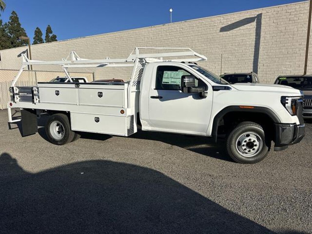 New 2026 GMC Sierra 3500 HD Chassis Cab Pro Truck