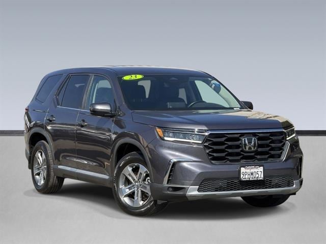 2023 Honda Pilot EX-L 7-Occupant 2WD's photo