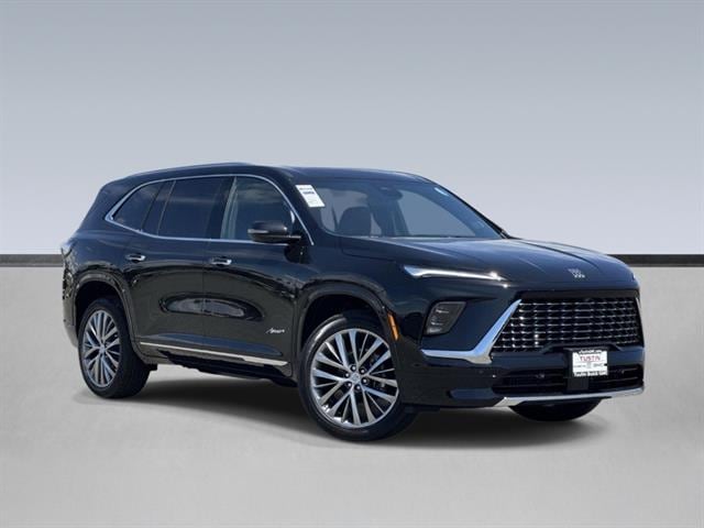 2026 Buick Enclave Avenir AWD's photo