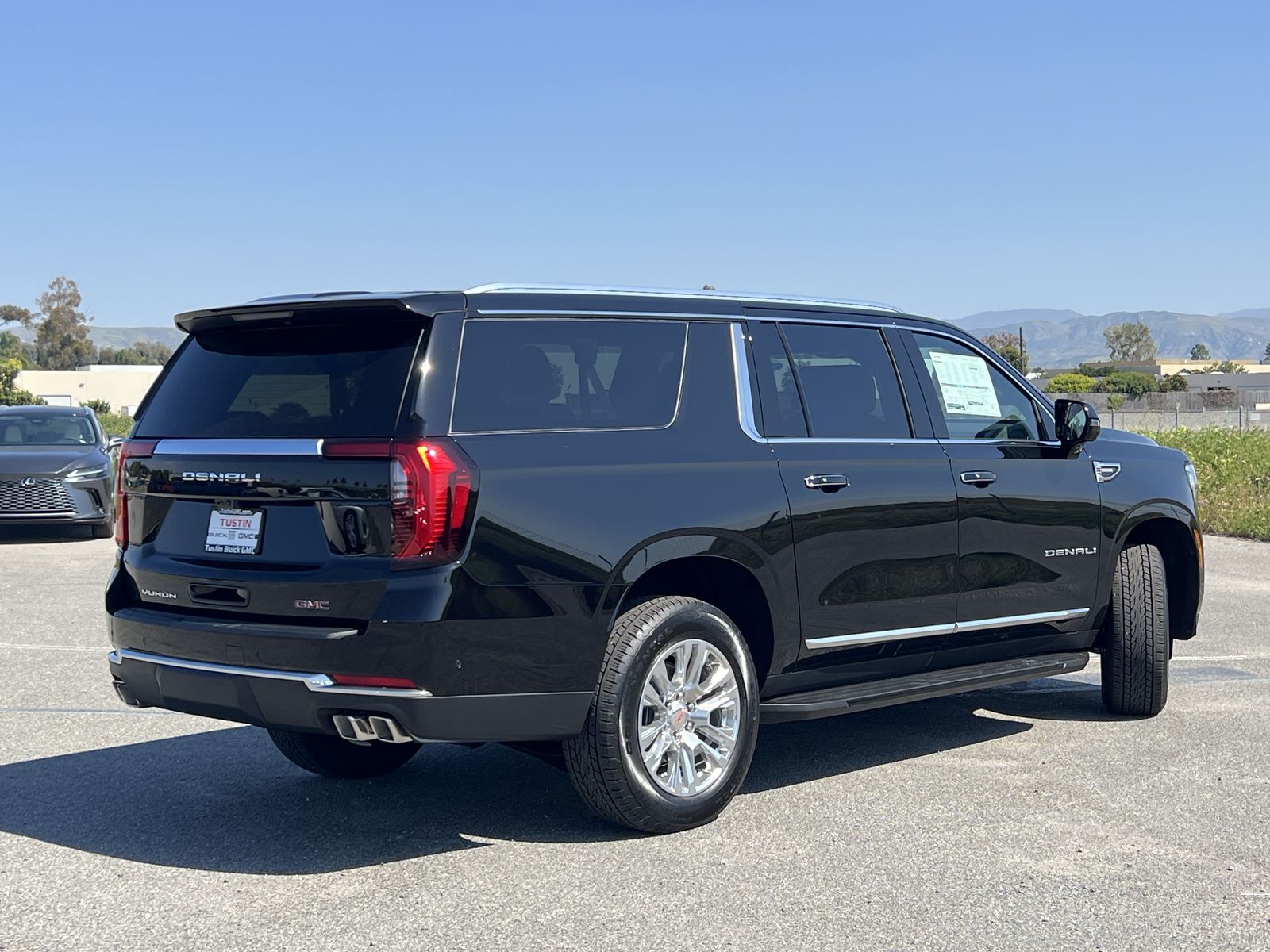 2026 GMC Yukon XL Denali - Photo 47