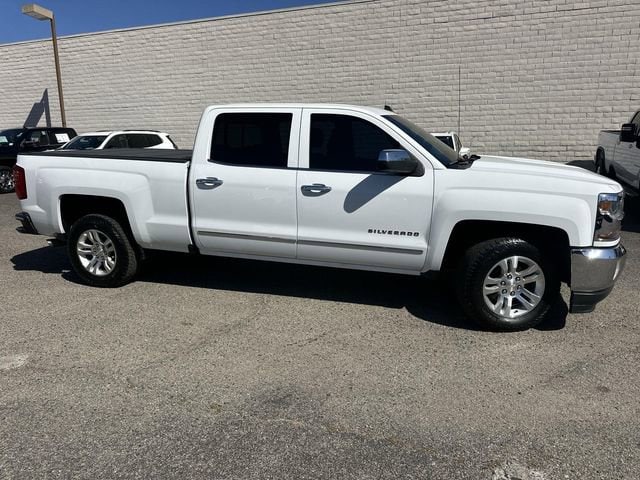 2017 Chevrolet Silverado 1500 LTZ w/1LZ photo 2