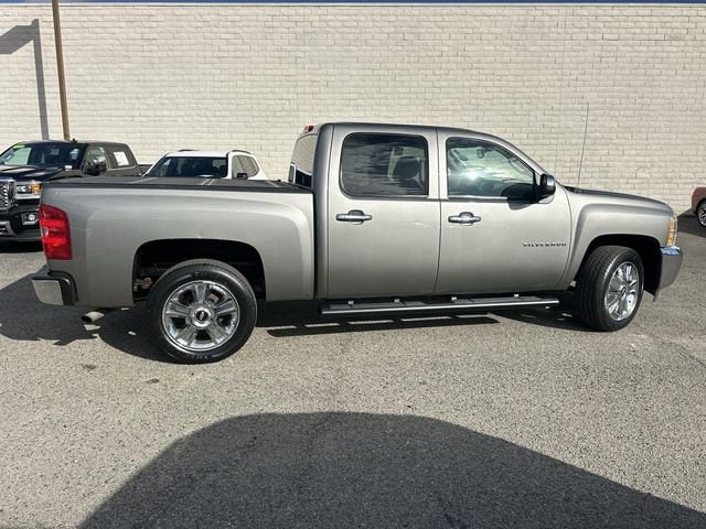 2013 Chevrolet Silverado 1500 LT photo 2