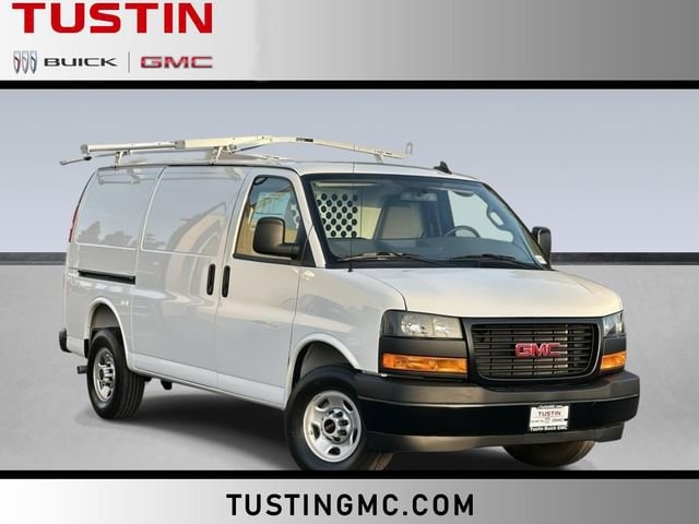 2025 GMC Savana Cargo