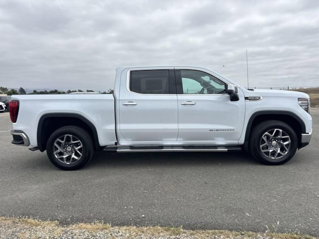 New 2026 GMC Sierra 1500 SLT Truck