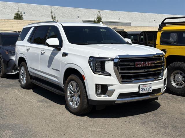 2024 GMC Yukon 4WD SLT's photo