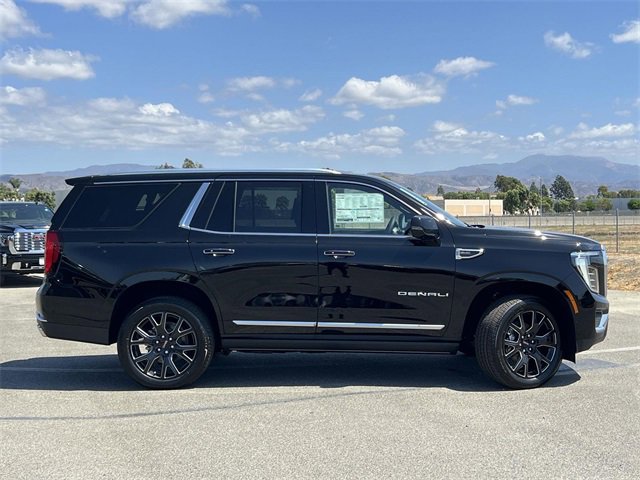 2025 Gmc Yukon Denali photo 2