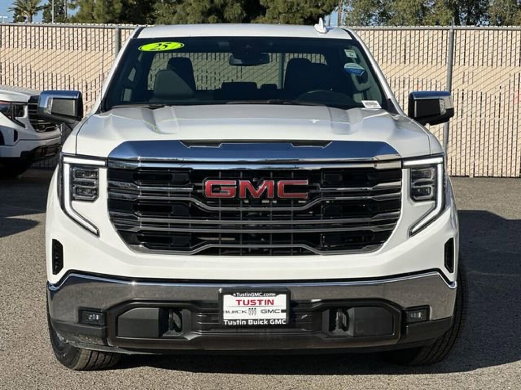 Used 2025 GMC Sierra 1500 SLT Truck