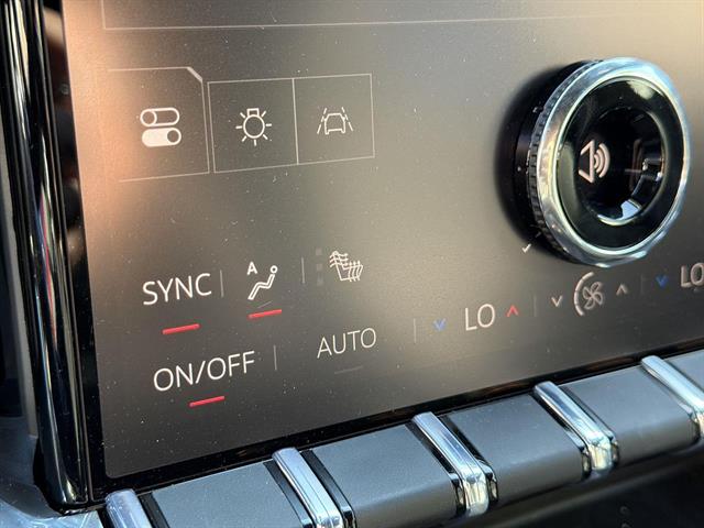 2026 GMC Acadia Elevation - Photo 17