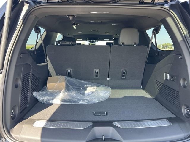 2026 GMC Yukon XL Denali - Photo 28