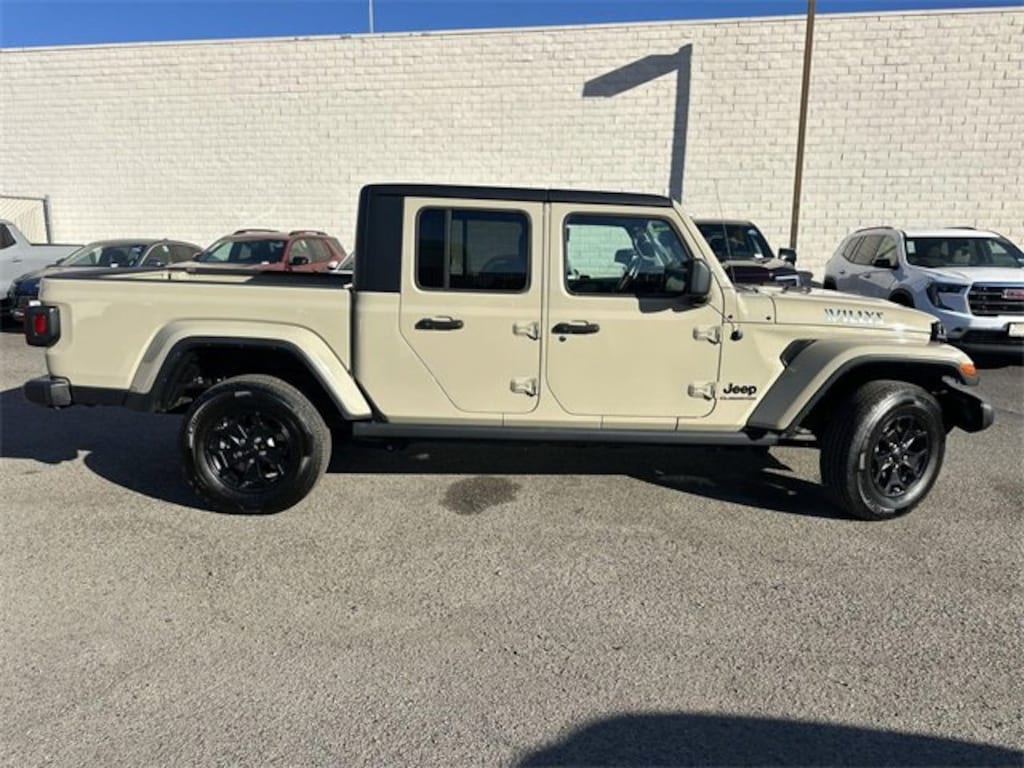 Used 2022 Jeep Gladiator Sport