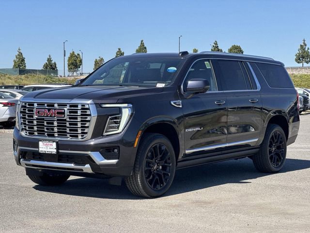 2026 GMC Yukon XL Denali - Photo 6