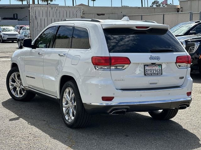 2020 Jeep Grand Cherokee Summit photo 5