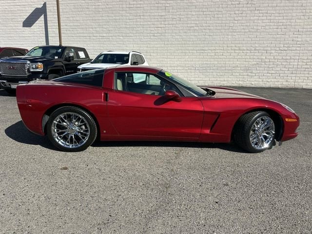 2008 Chevrolet Corvette photo 2