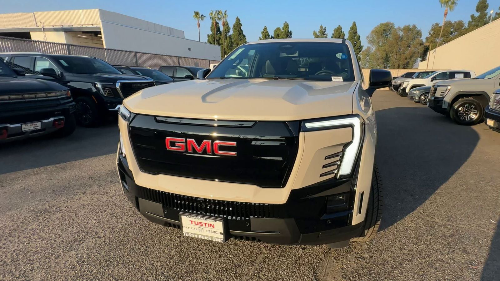 2026 GMC Sierra EV Elevation - Photo 31