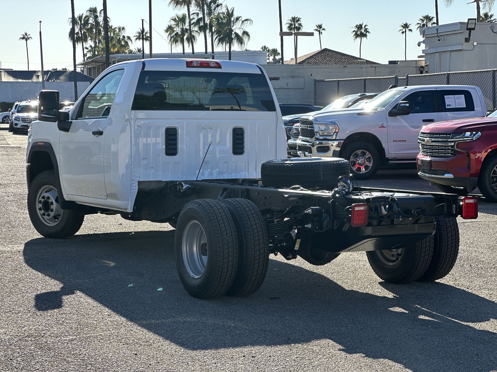 2026 GMC Sierra 3500 Chassis Cab Pro - Photo 39