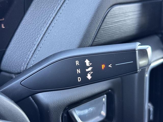 2027 GMC Yukon Denali - Photo 21