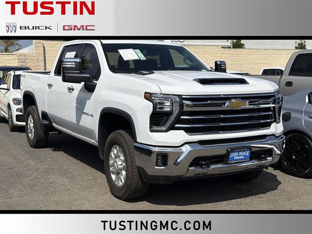 2024 Chevrolet Silverado HD LTZ 4WD Crew Cab Standard Box's photo