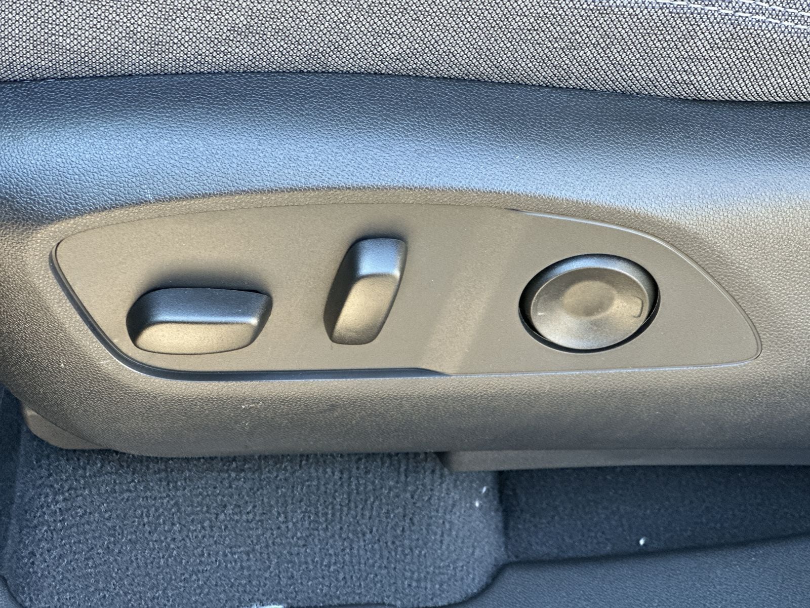 2026 GMC Sierra EV Elevation - Photo 59