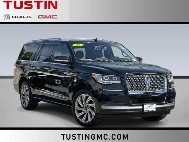 2023 Lincoln Navigator