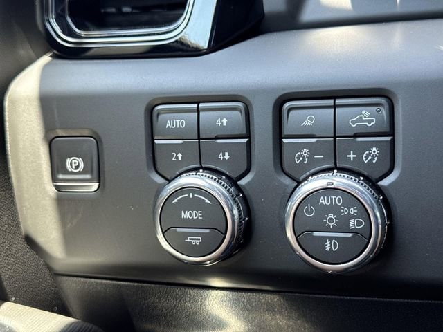 2026 GMC Sierra 2500HD AT4X - Photo 16