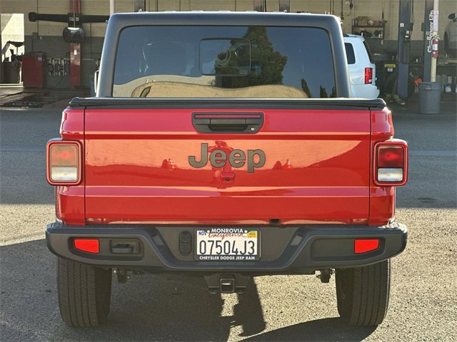 2021 Jeep Gladiator Sport photo 4