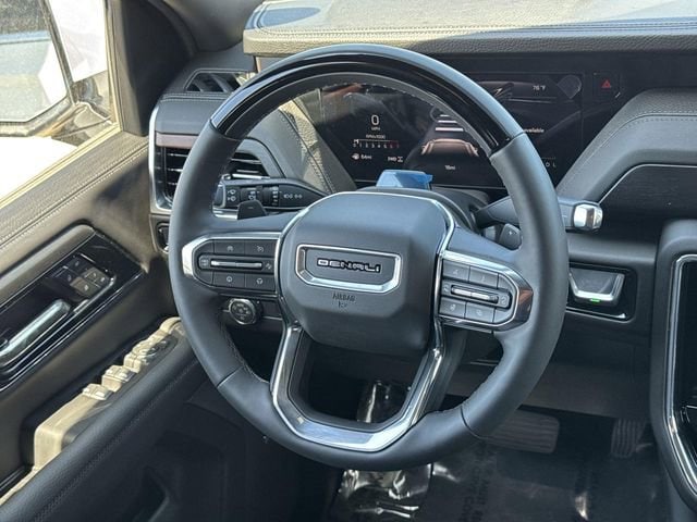 2026 GMC Yukon XL Denali - Photo 8