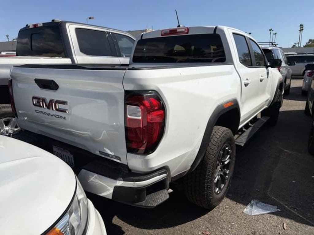Used 2024 GMC Canyon Elevation Truck