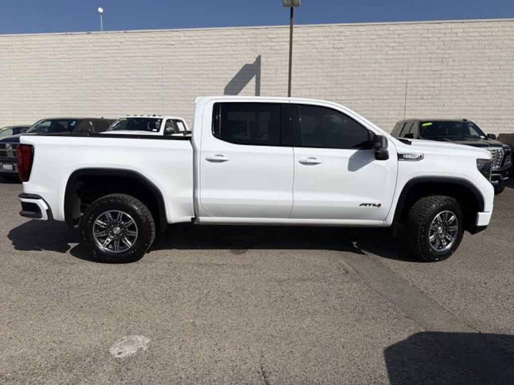 Used 2025 GMC Sierra 1500 AT4 Truck