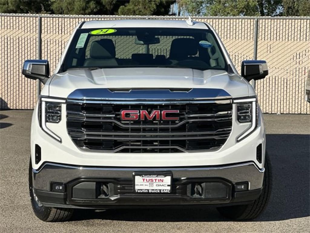 Used 2024 GMC Sierra 1500 SLT Truck