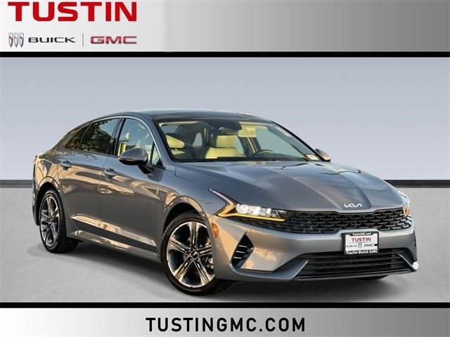 2023 Kia K5 EX's photo