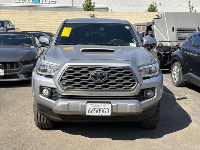 2021 Toyota Tacoma SR5 V6 photo 2