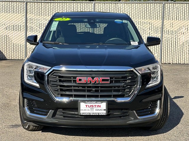 2022 Gmc Terrain SLE photo 2