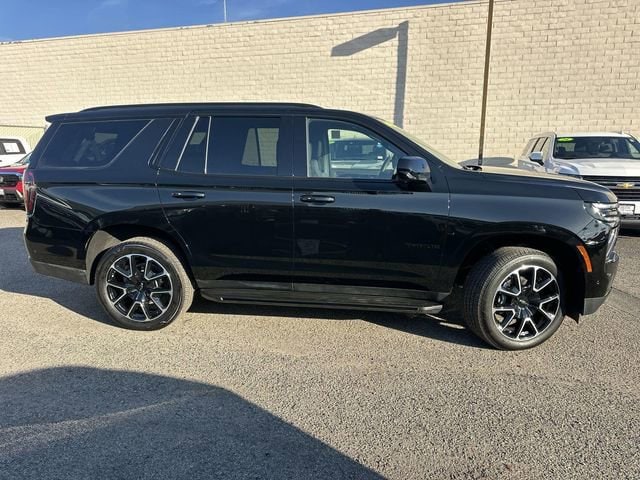 2025 Chevrolet Tahoe RST photo 2