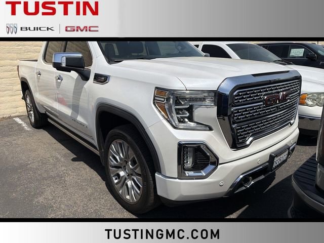 2020 GMC Sierra 4WD Crew Cab Short Box Denali's photo
