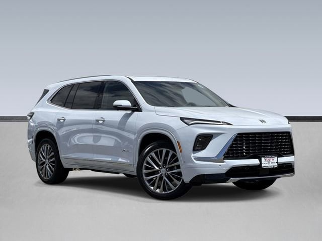 2026 Buick Enclave Avenir's photo
