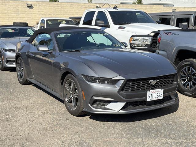 2025 Ford Mustang EcoBoost Convertible's photo