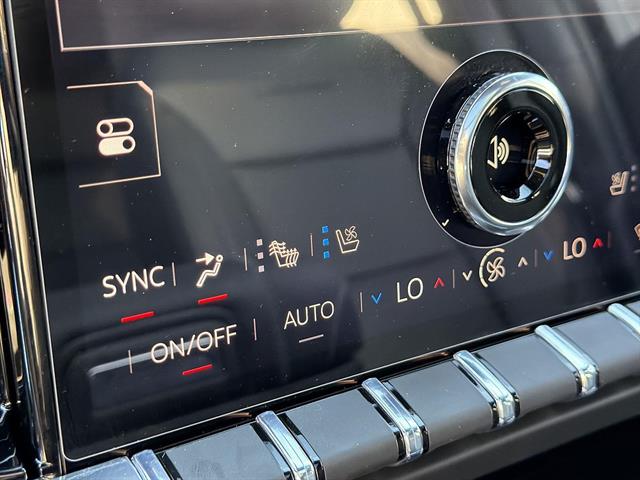 2026 GMC Yukon XL Denali - Photo 27